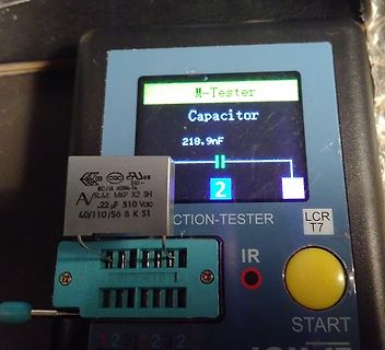Messung eines Kondensators mit einem LCR-Tester