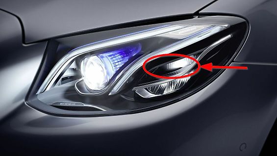 Mercedes-Benz Scheinwerfer mit LED-Technik