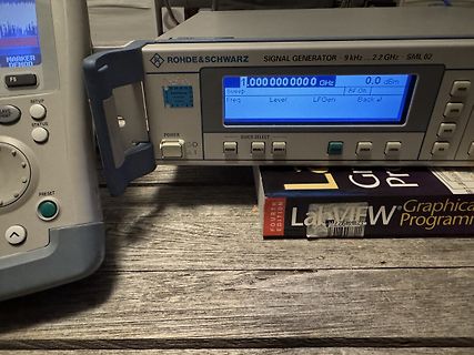 Rohde & Schwarz Signalgenerator und LabVIEW Buch
