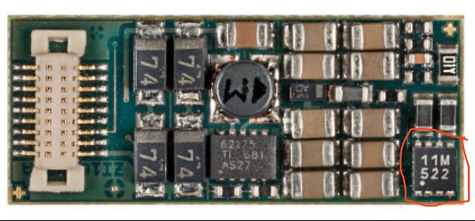 Nahaufnahme einer Leiterplatte mit SMD-Bauteilen