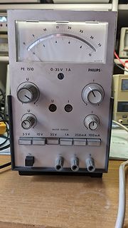 Philips PE 1510 Labornetzteil mit Analoganzeige