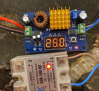Leiterplatte mit Display und Solid State Relay