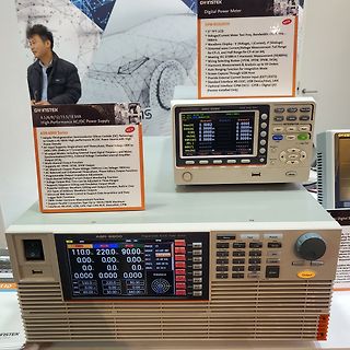 GW Instek Digital Power Meter und Werbebroschüre