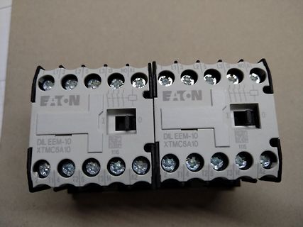 Zwei Eaton Schütze DIL EEM-10 XTMC6A10