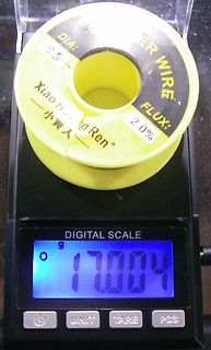 Digitale Waage mit Lötdrahtrolle