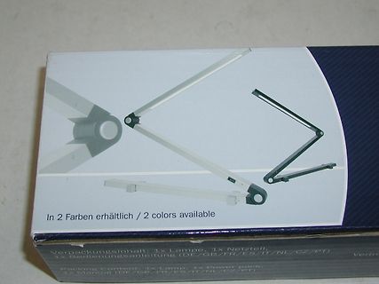Verpackung einer Schreibtischlampe