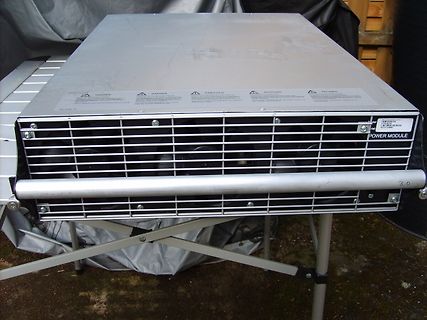 Power Module auf einem Metallgestell