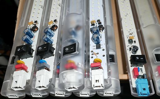 LED-Leuchtstoffröhren mit integrierter Elektronik