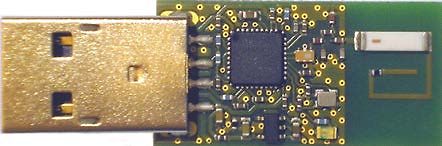 USB-Stick mit Leiterplatte und Mikrocontroller