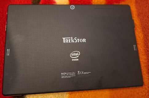 Rückseite eines TrekStor SurfTab Netbooks