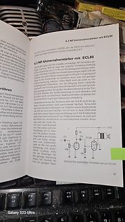 Foto einer Buchseite über ECL80 Verstärker