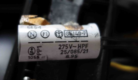 Beschriftung eines elektronischen Bauteils