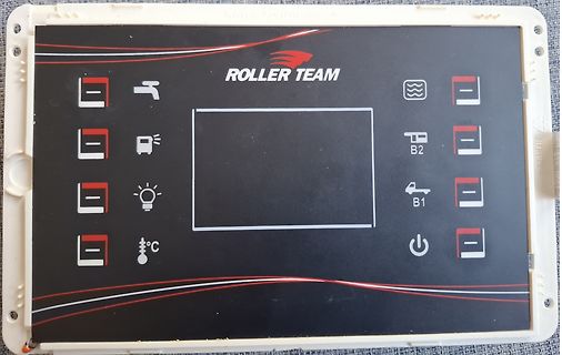 Bedienpanel eines Roller Team Wohnmobils