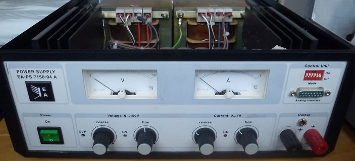 Labornetzteil EA-PS 7150-04 A mit geöffnetem Gehäuse