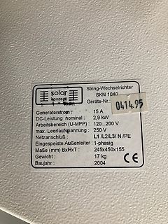 Typenschild eines Solar-Wechselrichters