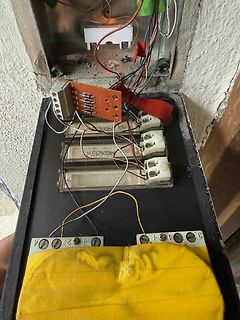 Verdrahtung einer elektrischen Anschlussdose