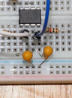 Aufbau auf einem Breadboard mit LM358