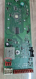 Leiterplatte mit integriertem Controller und Relaismodul