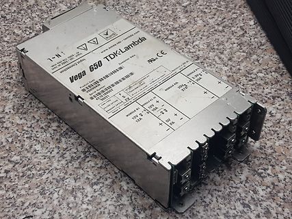 TDK-Lambda Vega 650 Netzteil