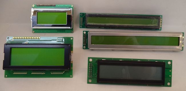 Verschiedene LCD-Module auf Leiterplatten