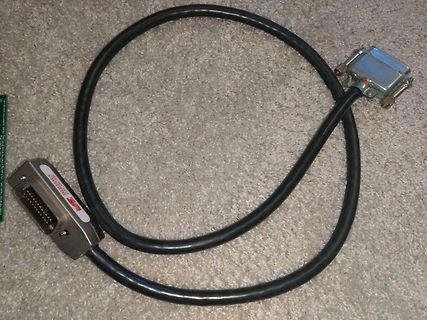 Serielles Kabel mit DB9-Steckern