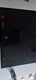 Miele Induktionskochfeld mit Fehlermeldung
