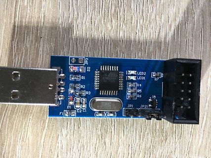 Leiterplatte mit ATmega Mikrocontroller und USB-Anschluss