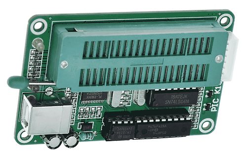 Leiterplatte mit PIC16F62A Mikrocontroller und USB-Anschluss