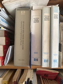 Handbücher für HP 8566B und 8757A Spektrumanalysatoren