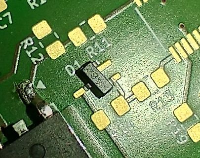 Nahaufnahme einer Leiterplatte mit SMD-Bauteil