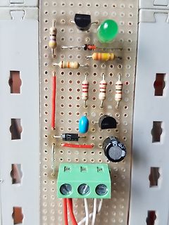 Elektronischer Aufbau auf Lochrasterplatine