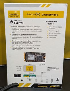 Produktflyer und Foto eines ChargeBridge Moduls
