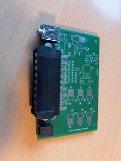 Grüne Leiterplatte eines PLC-1 Universal Controllers
