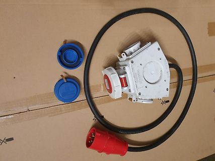 Industrieller Stecker und Kupplung mit Kabel