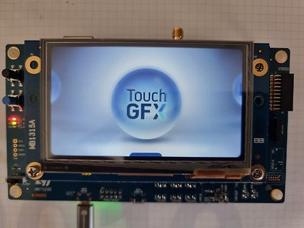 Leiterplatte mit LCD-Display und TouchGFX Logo
