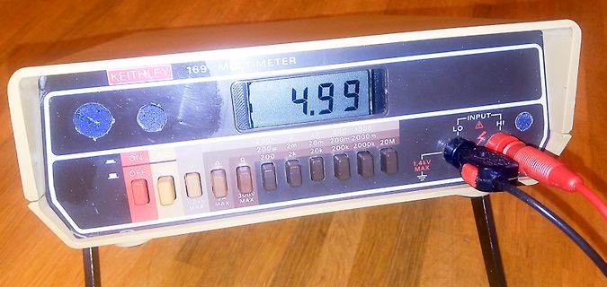 Keithley 169 Multimeter mit Messwert 4.99