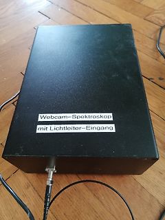 Webcam-Spektroskop mit Lichtleiter-Eingang