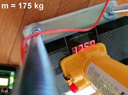 Digitale Waage mit Messwert
