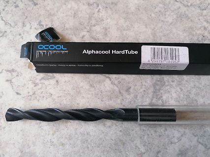 Alphacool HardTube Verpackung und Bohrwerkzeug