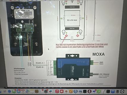 Moxa RS485 Modul und technische Zeichnung