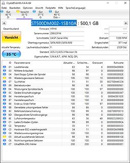 CrystalDiskInfo S.M.A.R.T. Statusbericht einer Festplatte