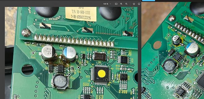 Nahaufnahme einer Leiterplatte mit elektronischen Bauteilen