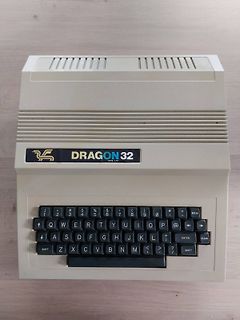 Dragon 32 Computer von Data Ltd
