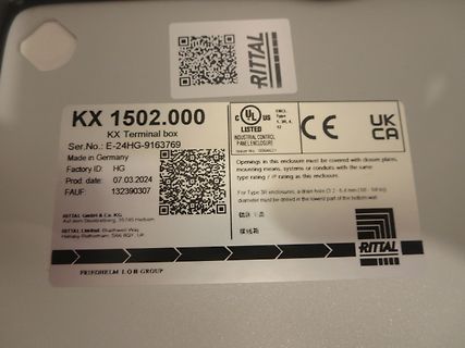 Typenschild eines Rittal KX Terminal box Gehäuses