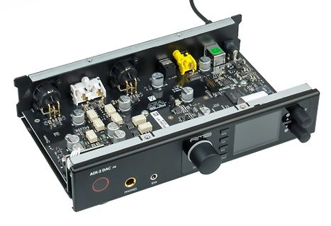 Offenes RME ADI-2 DAC FS Audio-Interface