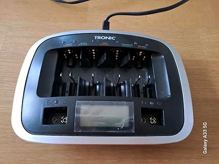Batterieladegerät von Tronic