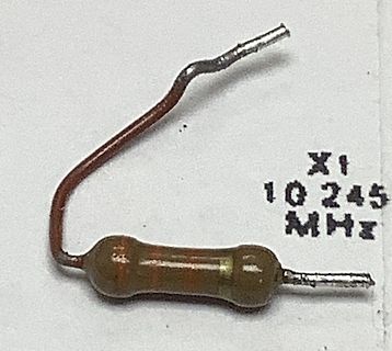 Keramik-Schwingquarz mit Beschriftung