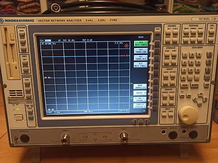 Rohde & Schwarz VNA Messgerät