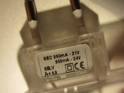 Typenschild eines Netzteils