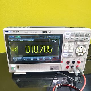 Rigol DM 858 Digital Multimeter